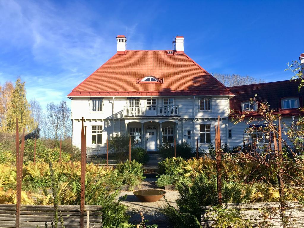 Wij Traedgardar Otel Ockelbo Dış mekan fotoğraf